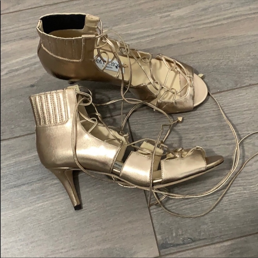 Gold fashionable Jimmys! 🔥🔥don’t miss out!